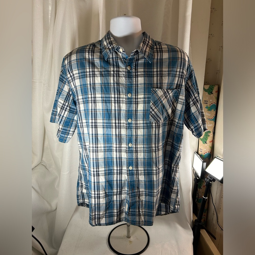 Original weatherproof men’s blue plaid ,short sleeve shirt